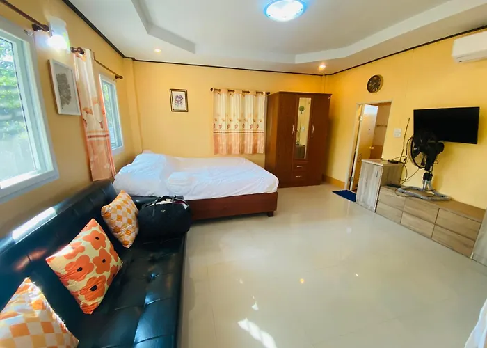 บ้านกลางสวนผึ้ง * Pong Yo