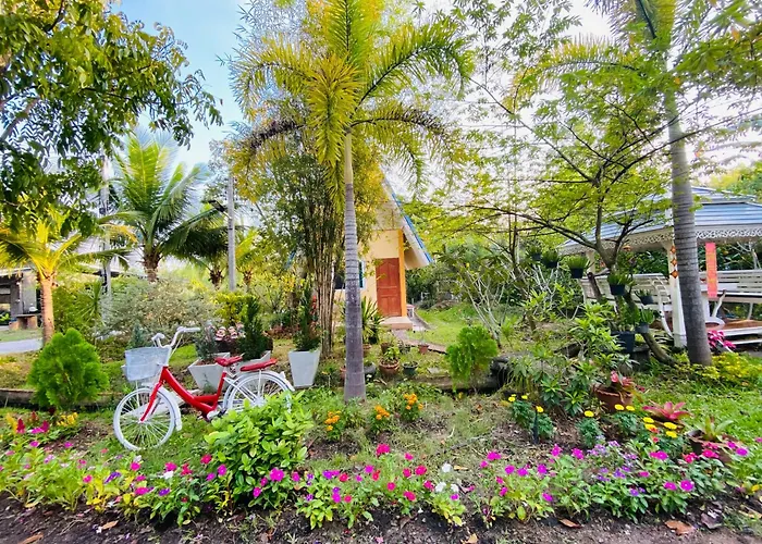 บ้านกลางสวนผึ้ง ฟาร์มสเตย์