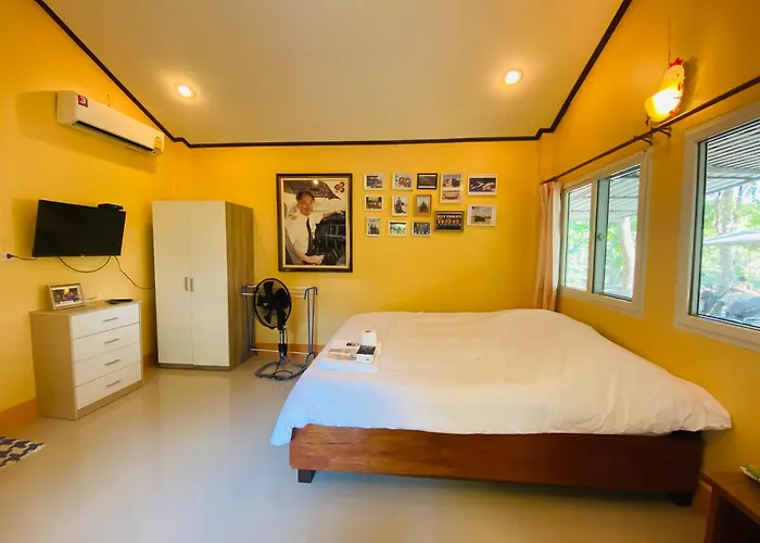 บ้านกลางสวนผึ้ง *