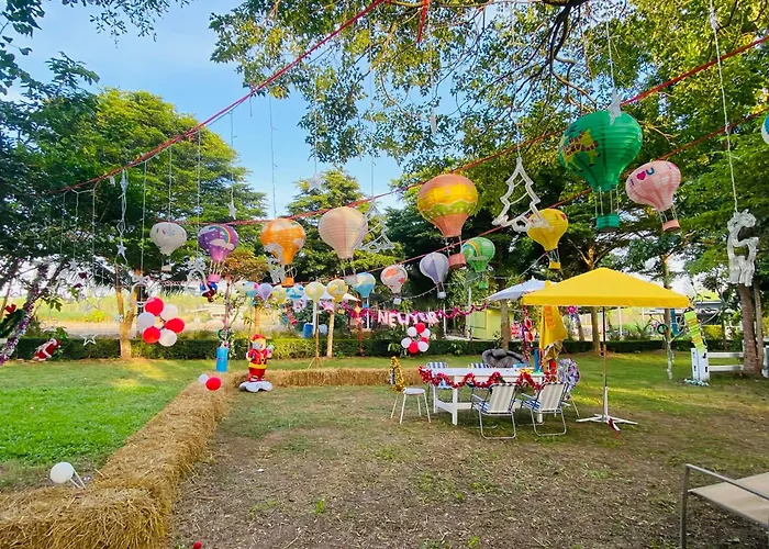บ้านกลางสวนผึ้ง Pong Yo