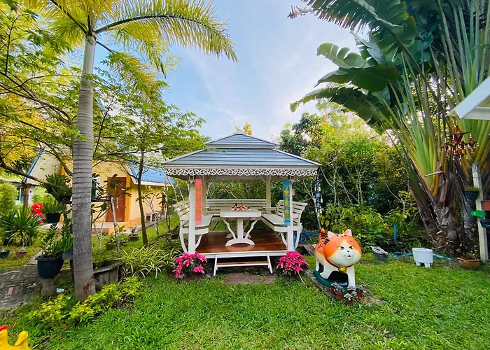 บ้านกลางสวนผึ้ง Pong Yo