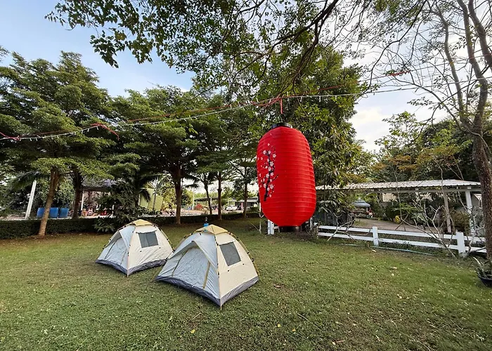 บ้านกลางสวนผึ้ง *